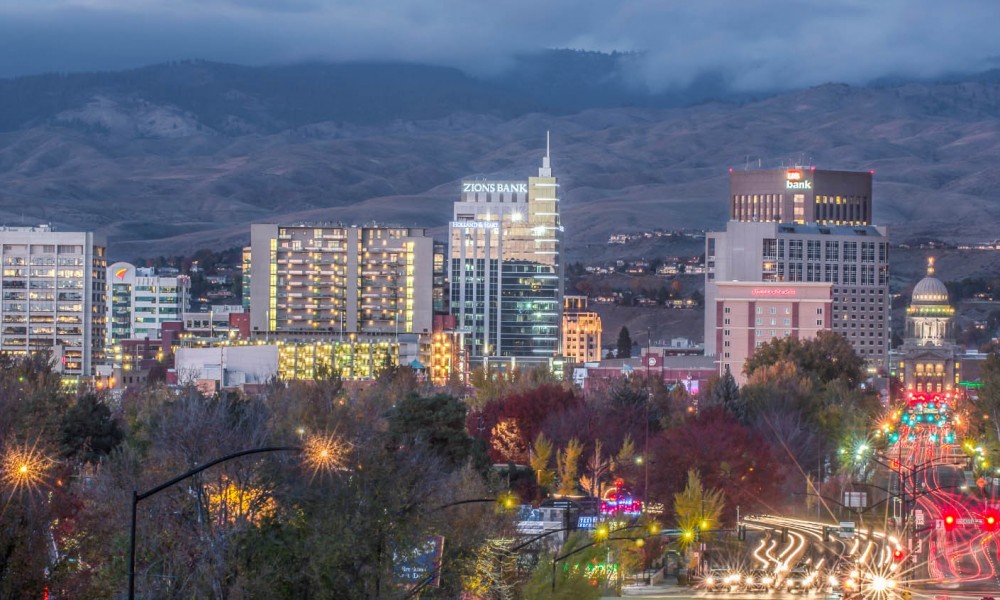 RNG’s Business Philosophy: Networking vs. Headhunting